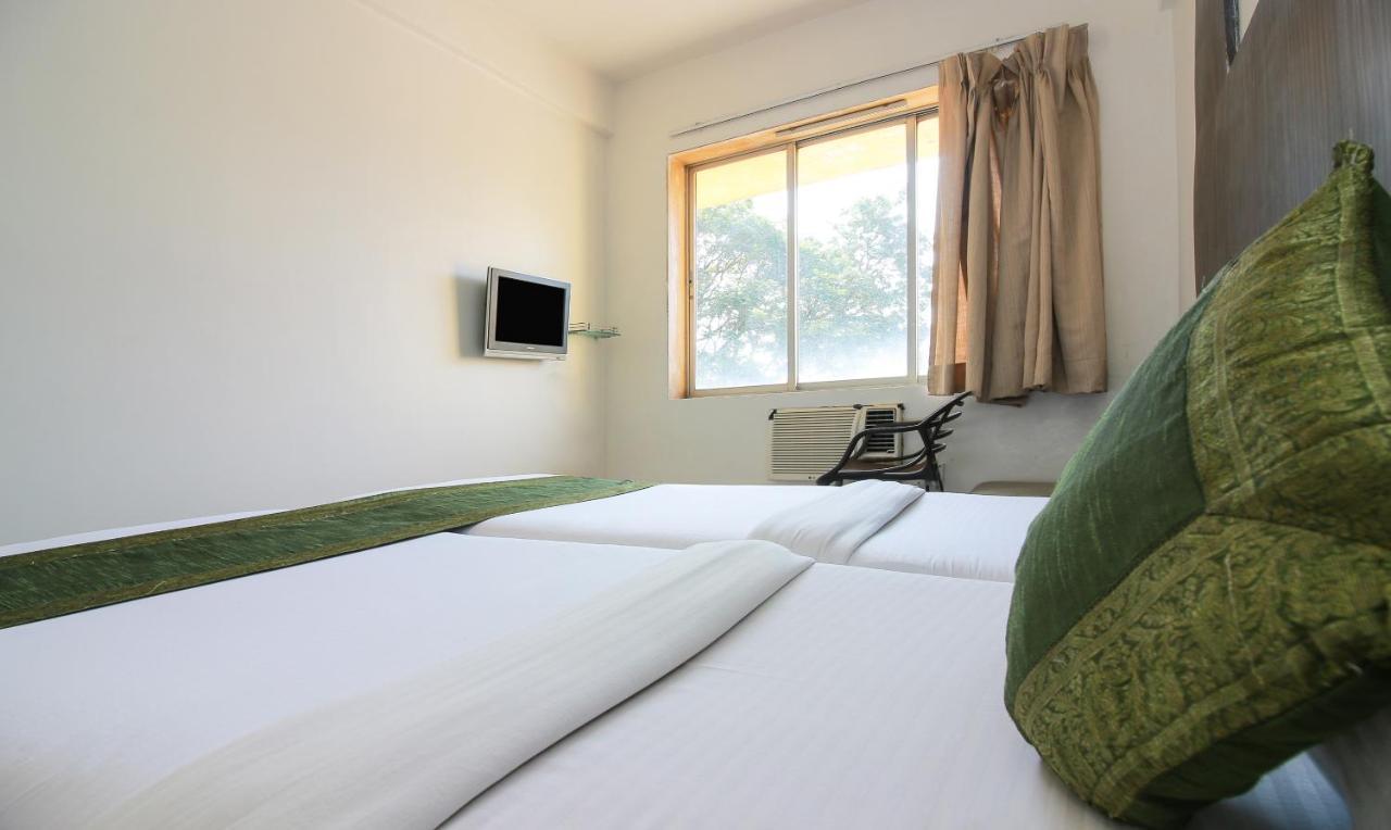 Hotel Treebo Trend Golden Nest Thane Exterior foto