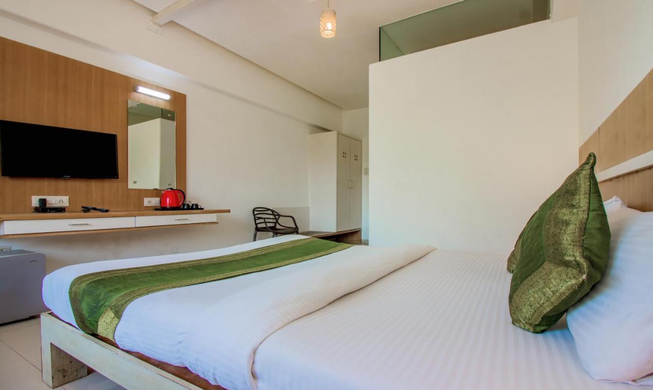 Hotel Treebo Trend Golden Nest Thane Exterior foto